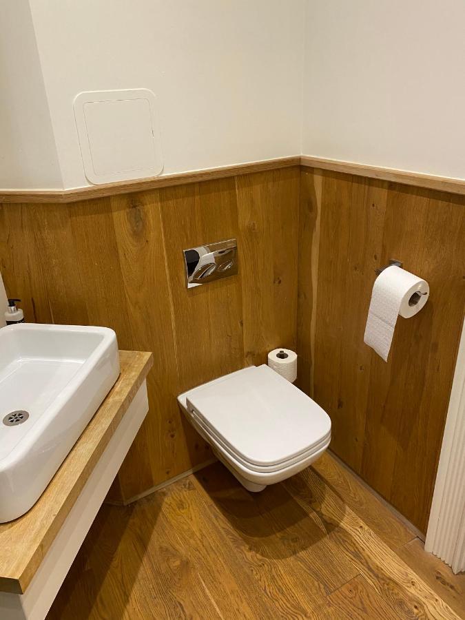 Banner'S House Hotel 마킨치 외부 사진